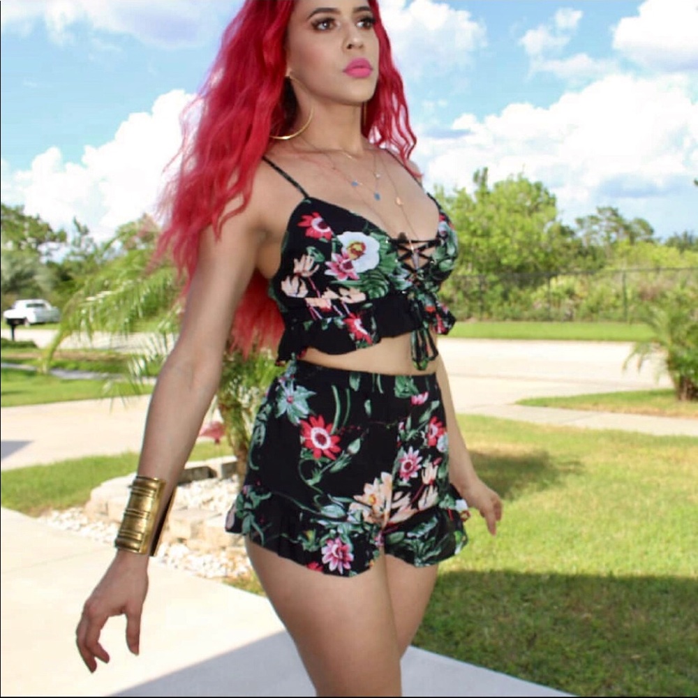 FLORAL TWO PIECE SET SHORT